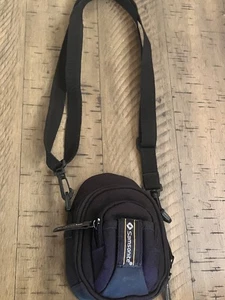 Samsonite Small Point & Shoot Camera/Accessory Bag Black Strap - Picture 1 of 8