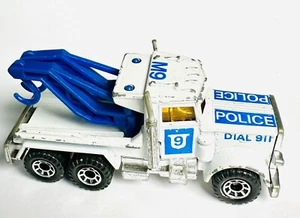 Vintage Matchbox 1981 #9 Peterbilt Police Wrecker Tow Truck Blue Variation - Picture 1 of 5