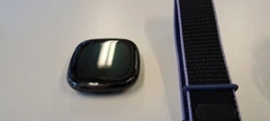 Fitbit Sense, 41mm Smartwatch Ladekabel und neues Armband - Bild 1 von 14