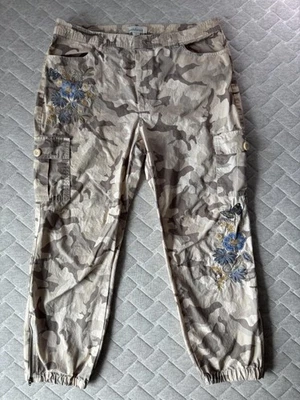 Pantalones Sundance Mujer 12 Beige Camuflaje Carga Jogger Bordados Floral Cremallera al Tobillo Foto 1 de 4