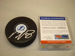 Disco de Hockey Lightning Tampa Bay firmado Ondrej Palat autografiado PSA/ADN certificado de autenticidad 1A - Imagen 1 de 3