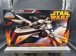 Star Wars revenge of the Sith Arc 170 fighter - Picture 1 of 5