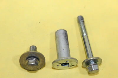 Juego de pernos de montaje de botella para tanque de agua refrigerante Kawasaki Ninja 300 13-17 Foto 1 de 4