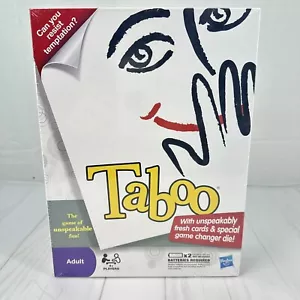 Taboo Adult Party Game di Hasbro Edizione 2010 Parker Brothers - Foto 1 di 10