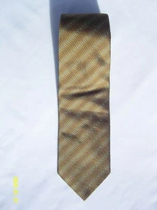 Rivety Of Boston Men's Neck Tie Gold/Brown Wave Pattern Silk 4"x 56" - Picture 1 of 4