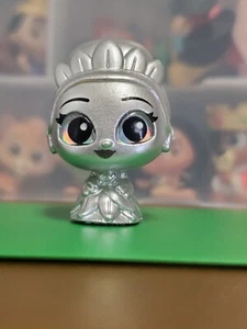 Tiana - Disney Doorables - Silver - Disney 100 - Celebration of Wonder - Picture 1 of 7
