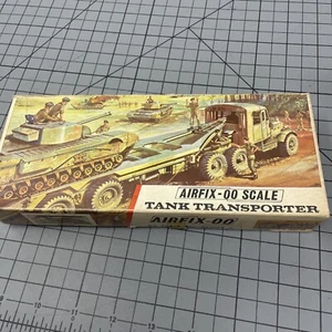 Airfix Products 201V 00 Transporter kit modellino in plastica - Foto 1 di 3