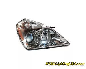 TYC Right Passenger Side Halogen Headlight Assembly for Kia Sedona 2006 - Picture 1 of 3
