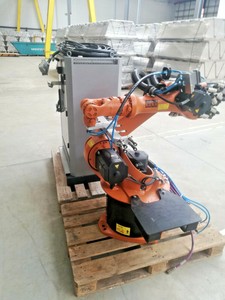 KUKA ROBOT KR6 + CONTROLER KRC2-ED05 + CABLES SET 7M + KCP2