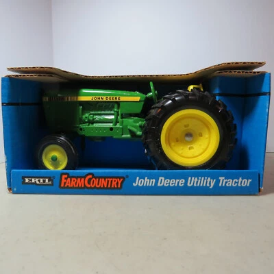 Ertl John Deere 2050 Utility Tractor made USA 1/16 JD-516-10DP-B - Image 1 of 4