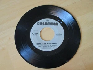 DAVE EDMUNDS - RUN RUDOLPF RUN /FROM SMALL THINGS BIG THINGS ONE DAY COME VG+ - Picture 1 of 1
