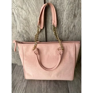 Borsa Juicy Couture rosa impreziosita con logo ricamato e cinghie a catena - Foto 1 di 6