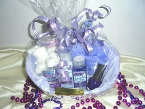 LAVENDER GIFT BASKET FOR WOMAN -ANY OCASSION - Picture 1 of 4