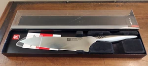 Zwilling Twin Fin II Stainless Steel Chef's Knife 8 Inches NEW - Picture 1 of 7
