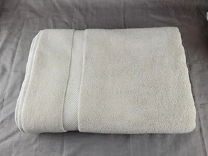 RH 802 Grams 100% Turkish Bath Sheet Towel Color Oatmeal 40 X 70 New W/O Tag - Picture 1 of 4