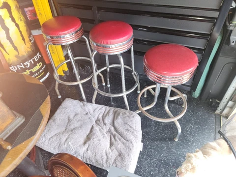 Vintage Finner Stools Heavy Duty Rotating Set of 3 Stagered Sizes Cover