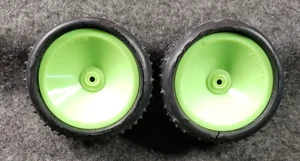 Vintage Trinity RC Räder Kyosho grün Felgen für RC Buggys (C12B1) - Bild 1 von 6