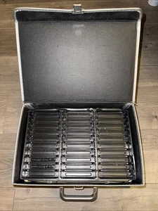 Vintage Service Mfg Company Cassette Carry Case Briefcase Tape Storage 60 Tapes - Picture 1 of 8