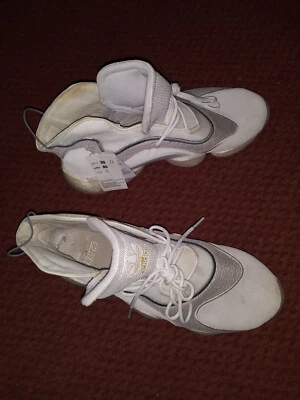 Mens Size  13.5  Adidas BYW Cloud White Mens Sneakers Size 13.5, used w tags - Image 1 of 4