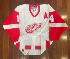 Authentic Brendan Shanahan Detroit Red Wings Vintage 90s NIKE NHL Jersey Sz 48 - Picture 1 of 19