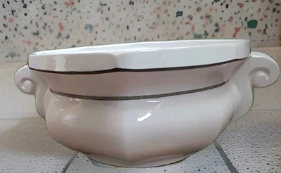 schöne große Alte Terrine Suppenterrine Prägung auf dem Boden 325   25 - Bild 1 von 4