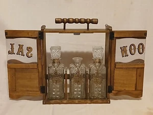 Portabottiglie liquore vintage bar SALOON legno da appendere a parete scatola ombra con bottiglie - Foto 1 di 10