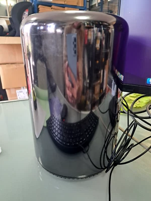 Apple Mac Pro A1481 (2013) PC Tower 32GB RAM 500GB HD Intel Xeon E5 - Image 1 of 4