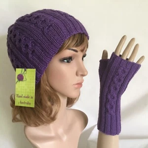 KOALA KNIT HAND KNITTED LADIES SIZE M MERINO PURPLE HAT & FINGERLESS GLOVES SET - Picture 1 of 8