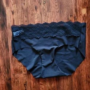 B Tempted schwarzes Höschen Größe 5 Small niedriger Bund Hipster Panty Unterwäsche - Bild 1 von 4