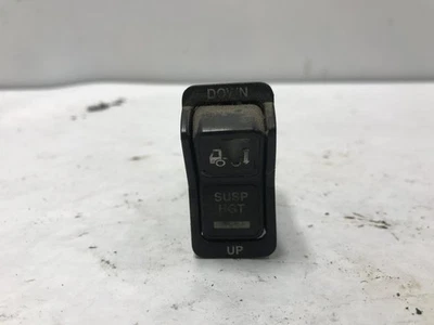 Переключатель подвески приборной панели/консоли Western Star Trucks 4900FA - б/у | P/N 357143405 - Изображение 1 из 4