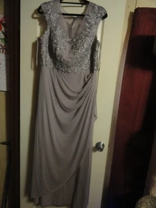 DAMEN FORMELLES KLEID BODENLANG GRÖSSE 16 DECODE - BESTICKT MIT PAILLETTEN TAUPE - Bild 1 von 10