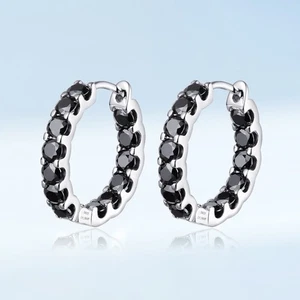 Pendientes de aro Huggie de moissanita certificados de 3 mm de plata S925 de oro blanco sólido de 18 quilates - Imagen 1 de 16