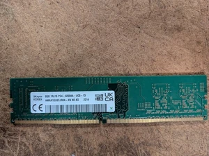 SK Hynix 8GB 1Rx16 PC4-3200AA-UC0-13 HMAA1GU6CJR6N - Photo 1/1