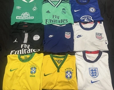 Colección de camisetas de fútbol juvenil (10 camisetas) Foto 1 de 4
