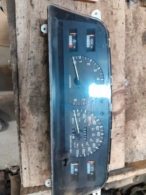 Toyota T 100 1993 3,0 Cluster Foto 1 de 4