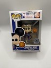 Funko Pop! Vinyl: Disney Basketball Mickey - Disney Exclusive 553
