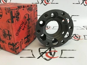DISTANCIADOR DISCO FRENO TRASERO ALFA ROMEO ALFA 75 ALFA 90 REF 60533888 - Imagen 1 de 6