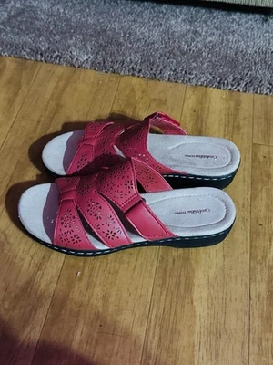 Women’s Size 6.5 Croft & Barrow Poppins Red Sandals Slides Flip Flops Summer - Image 1 of 4