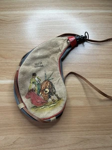Vintage Spanish Recuerdo España Reusable Water Bag Leather Skin Canteen Flask - Picture 1 of 24