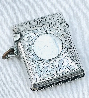 FUNDA VESTA EDUARDIANA PLATA ESTERLINA - Birmingham, 1901. Foto 1 de 4