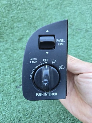 Interruptor de faros Crown Victoria Grand Marquis 1998-2002 interruptor de lámpara 98-02 Foto 1 de 4