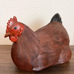 Sitzendes Huhn liegend noch ruhend Henne groß Keramik Harz Bauernhaus Deko - Bild 1 von 9