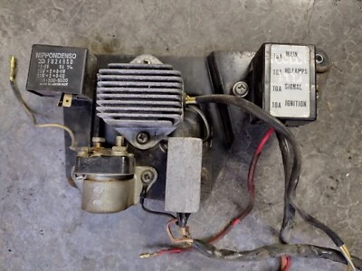 Suzuki GS1000E 1978 OEM bandeja electrónica completa Foto 1 de 4