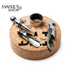 Kit Vino PERSONALIZZATO FESTA' PAPA' Cavatappi Bottiglie Di Vino, Idea Regalo - Imagen 1 de 3