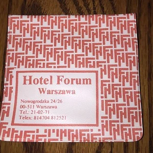 Vintage plastic purse sewing kit: Hotel Forum Warsaw: Intercontinental Hotels Co - Bild 1 von 6