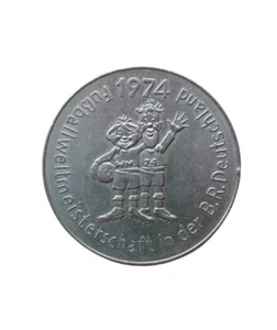 *HH* Medaglia Gettone Football Mondiale 1974 Germania Germany Calcio Medal  - Foto 1 di 4