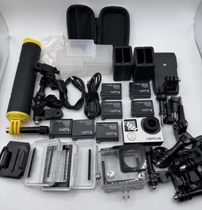 GoPro Hero 4 Silver - C313112 - 8 x Batteries / Many Accessories - See Pictures - Picture 1 of 19