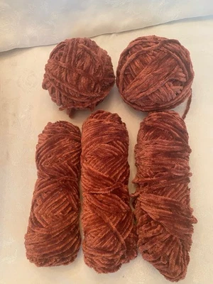 HILO DE CHENILLA ROSA POLVORIENTA de colección 3 madejas + 2 bolas 1 lb 12 oz Foto 1 de 4