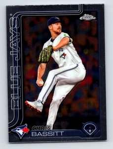 2025 Topps Chrome Chris Bassitt #184 - Picture 1 of 3