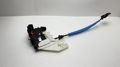 Actuador de pestillo de cerradura de puerta delantera derecha KIA SOUL 2020-2024 81320-K0010 OEM Foto 1 de 4